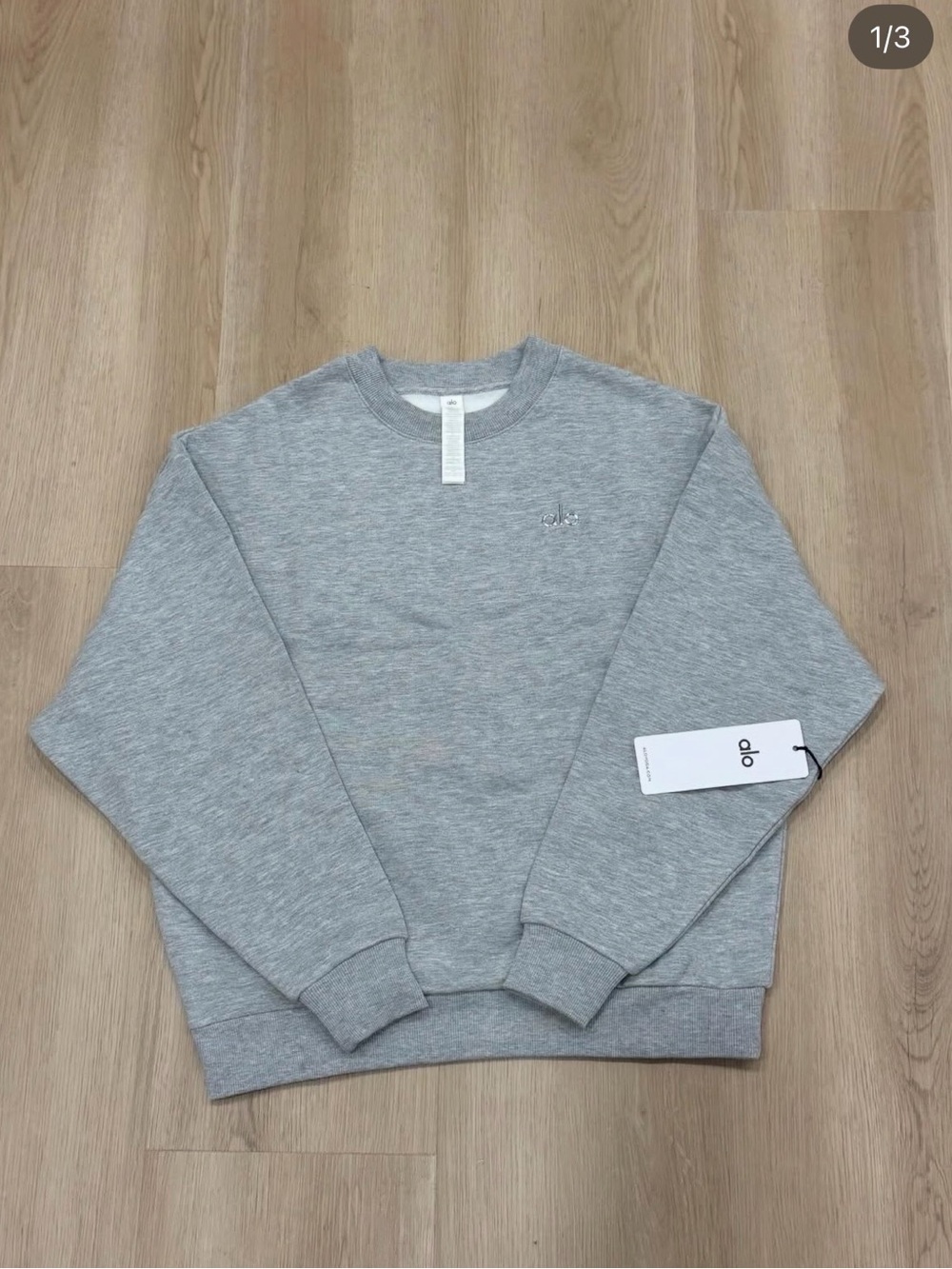 ALO Yoga unisex Light Grey Crewneck Sweatshirt